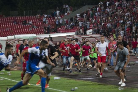 Bolqarlar israilli futbolçuları sahədən qovdular