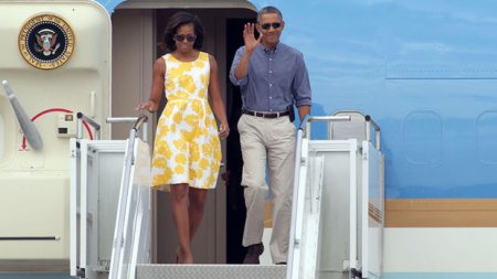 Obama məzuniyyətə çıxdı