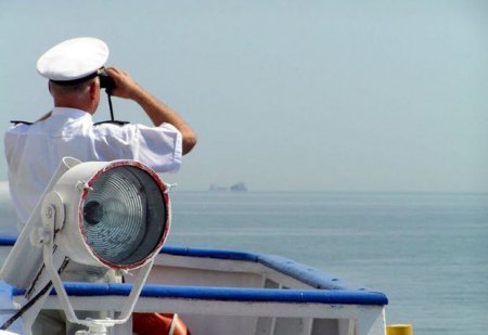 Dəniz nəqliyyatında maaş 1052 manata çatdı