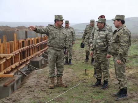 Ermənistan: Azərbaycan sərhədə ağır texnika yeritmək üçün strateji yol çəkir