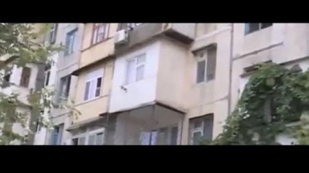 Bakıda rəfiqəsini çəkiclə öldürən qadın narazı qaldı
