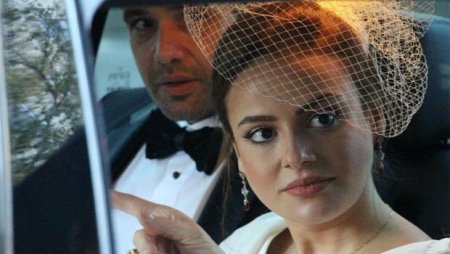 Məşhur müğənninin ailəsi dağıldı