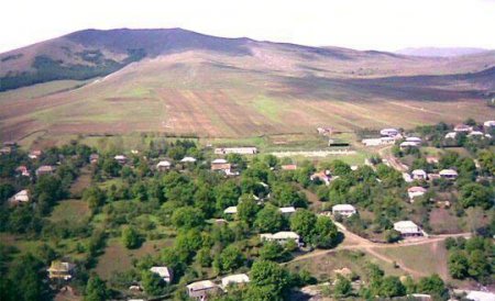 Eyni gündə iki işğal