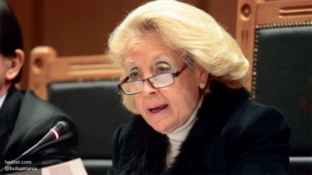 Yunanıstanda ilk dəfə qadın baş nazir oldu