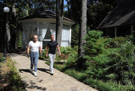 Putin və Medvedev birgə məşq etdilər