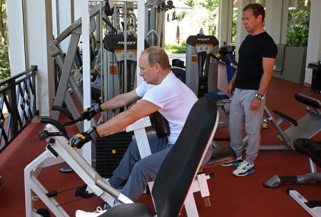 Putin və Medvedev birgə məşq etdilər