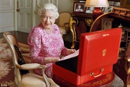 Kraliça Yelizavetanın 23 226 günü