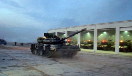 Azərbaycanın yüzlərlə tankı döyüşə hazır vəziyyətə gətirildi