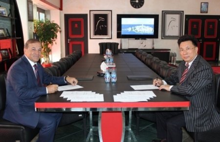 Hacı İbrahim 3 milyard dollarlıq müqaviləyə qol çəkdi
