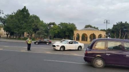 Bakının bahalı maşınları cərimə meydançasında