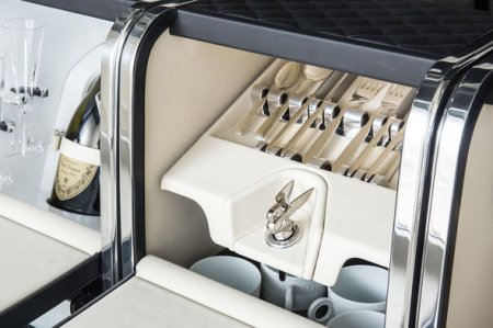 Bentley Bentayaga: Dünyada ən güclü, ən təmtəraqlı və ən qeyri-adi suv avtomobili