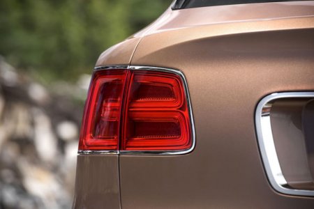 Bentley Bentayaga: Dünyada ən güclü, ən təmtəraqlı və ən qeyri-adi suv avtomobili