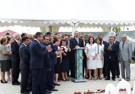 İlham Əliyev Ağsuda