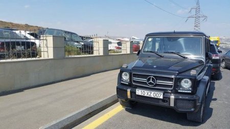 Bakının ən bahalı maşınları cərimə meydançasına salındı