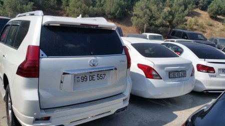 Bakının ən bahalı maşınları cərimə meydançasına salındı