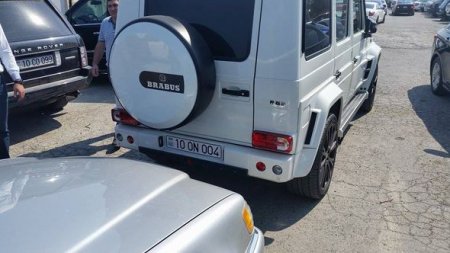 Bakının ən bahalı maşınları cərimə meydançasına salındı