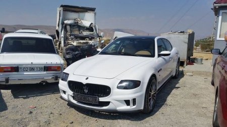 Bakının ən bahalı maşınları cərimə meydançasına salındı