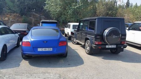 Bakının ən bahalı maşınları cərimə meydançasına salındı