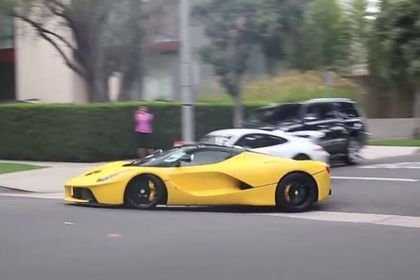ABŞ-da “Ferrari” ilə avtoxuliqanlıq edən Qətər şeyxinin azərbaycanlı oliqarxla nə əlaqəsi... ABŞ-da “Ferrari” ilə avtoxuliqanlıq edən Qətər şeyxinin azərbaycanlı oliqarxla nə əlaqəsi...