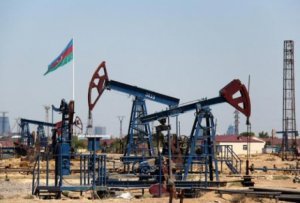 SOCAR neft hasilatını azaltdı
