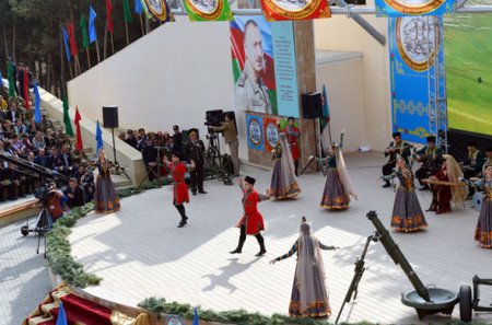 Müdafiə Nazirliyi cəbhə bölgəsində tədbir keçirib