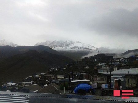Azərbaycana qar yağdı