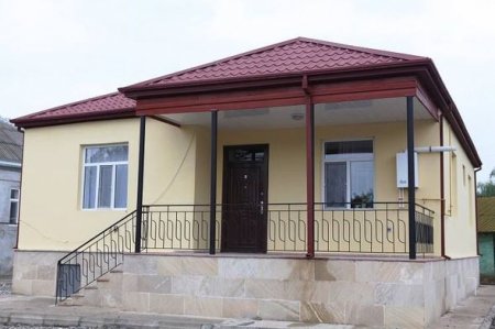 Müharibə əlilləri və şəhid ailələrinə mənzillər verildi