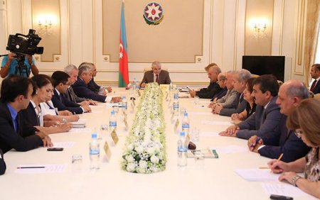 Deputatlığa 1054 namizəd qeydiyyatdan keçdi