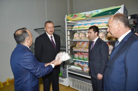 İlham Əliyevin Ucar və Göyçay rayonlarına səfəri İlham Əliyevin Ucar və Göyçay rayonlarına səfəri