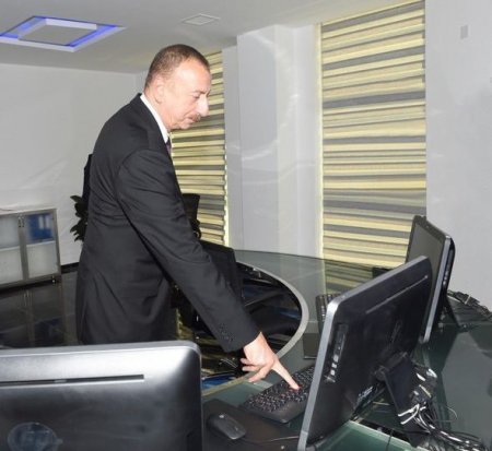 İlham Əliyevin Ucar və Göyçay rayonlarına səfəri İlham Əliyevin Ucar və Göyçay rayonlarına səfəri