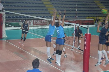 “Lokomotiv” italyan klubuna qalib gəldi