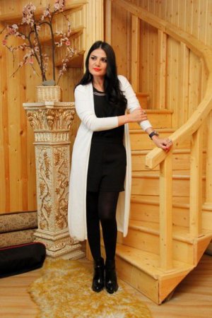 Natavan: Aygün çox savadsız biridir...