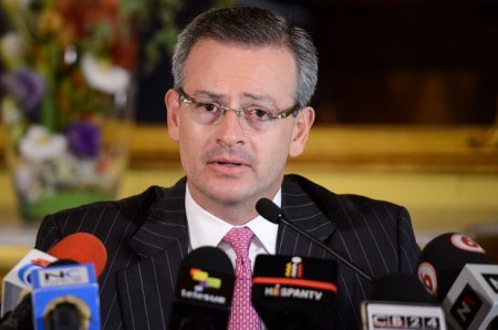 Manuel Qonzales Sans Azərbaycana gəlir