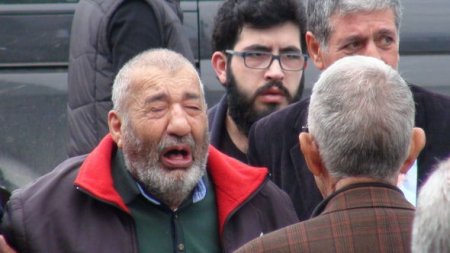 Türkiyədə azərbaycanca ağı: Yandım balam, lay-lay balam...