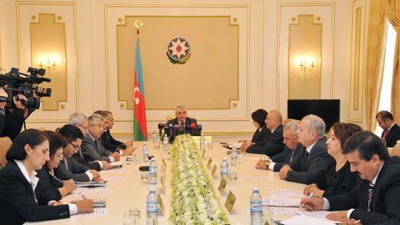 Mərkəzi seçki komissiyası 22000 müşahidəçini qeydiyyatdan keçirib