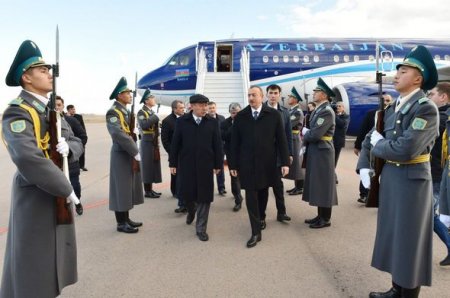 İlham Əliyev Qazaxıstana getdi