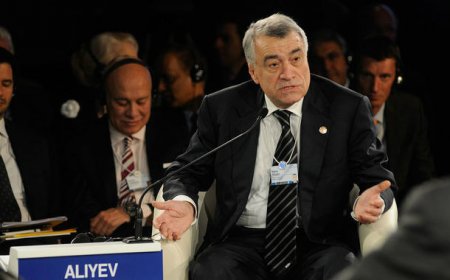 Natiq Əliyev: OPEK-in iclasında müzakirə olunan məsələlər bizim üçün vacib deyil