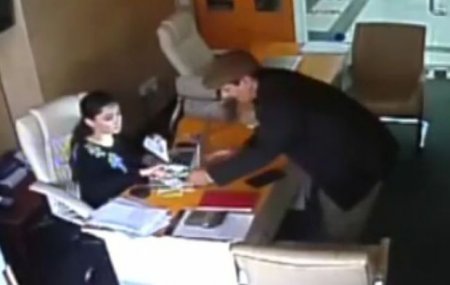 Bakıda oğurluq anı kameraya düşdü
