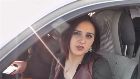 Şabranda xanım “jurnalist” yol polisindən qaçdı
