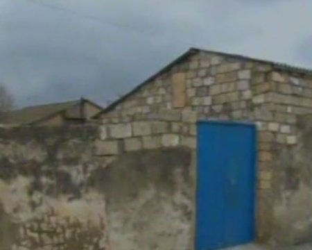 Şüvəlanda bacısını boğaraq öldürən qardaş 11 il cəza aldı