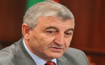 Məzahir Pənahovu gizli dinləyiblər