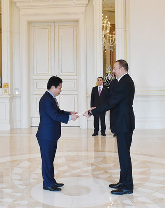 İlham Əliyev daha bir səfirin etimadnaməsini qəbul etdi