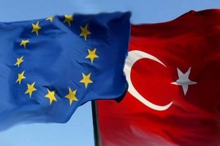 AB Türkiyə ilə viza rejimini ləğv edir