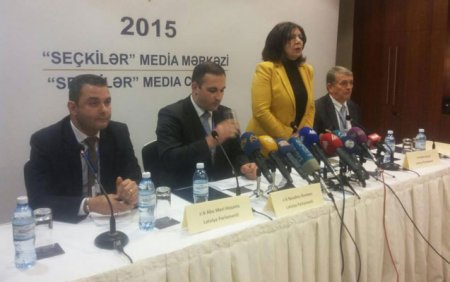 “Məntəqələrdə gördük ki, şəkillərin üstü örtülüb”