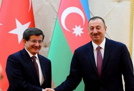 Türkiyə baş nazirinin rəsmi qarşılanma mərasimi olub