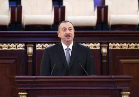 İlham Əliyev AMEA-nın 70 illik yubileyində