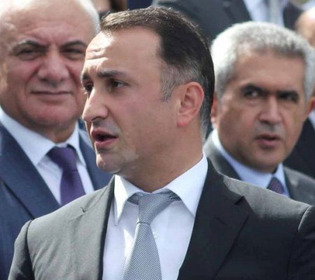 Zakir Fərəcov müavinini işdən çıxardı