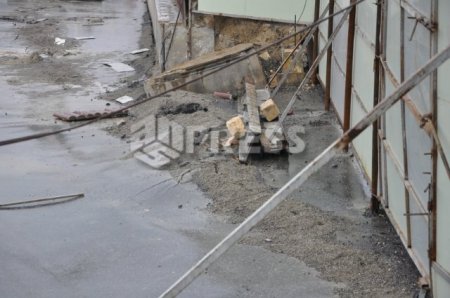 Sürüşən avtovağzalda vəziyyət gərginləşdi