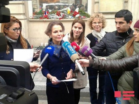 Fransada terror aktları zamanı ölənlər Bakıda yad edilib
