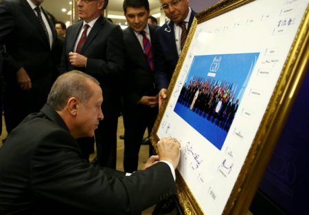 Obama solaxay, Putinlə Əliyev yan-yana...